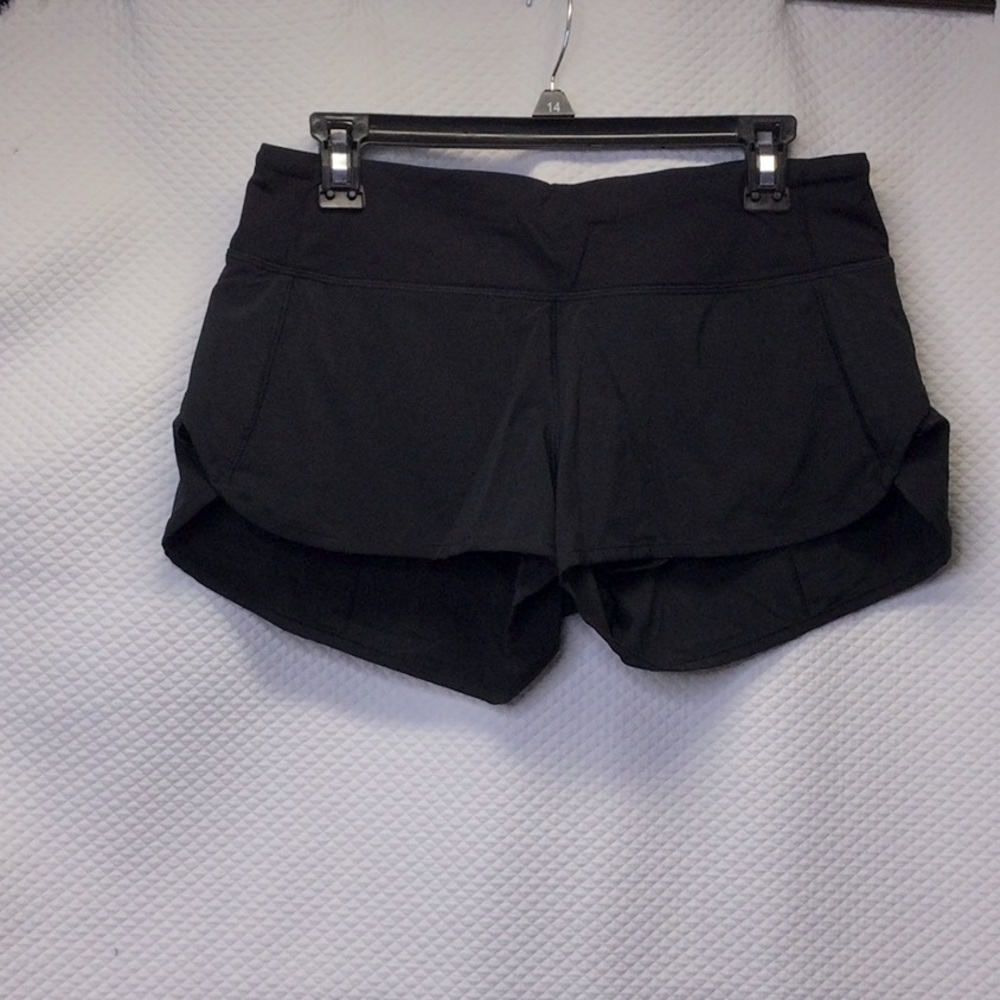 ✅LuluLemon 🍋 2'5 Speed Shorts Black Size 6